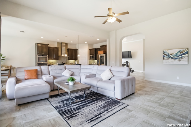 Image 4 of 47 For 2006 Buckner