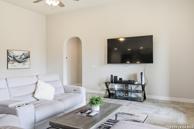 Image 7 of 47 For 2006 Buckner