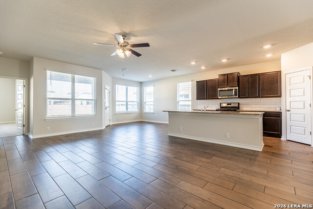 Image 6 of 45 For 13811 Newman Stage