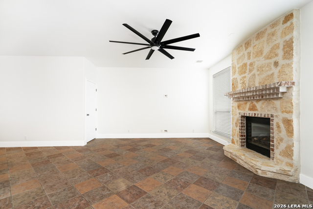 Image 11 of 29 For 8910 Los Sonoma Rio