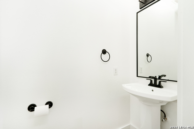 Image 8 of 29 For 8910 Los Sonoma Rio