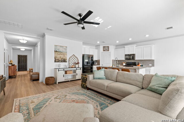 Image 15 of 38 For 13026 Vista Hollow