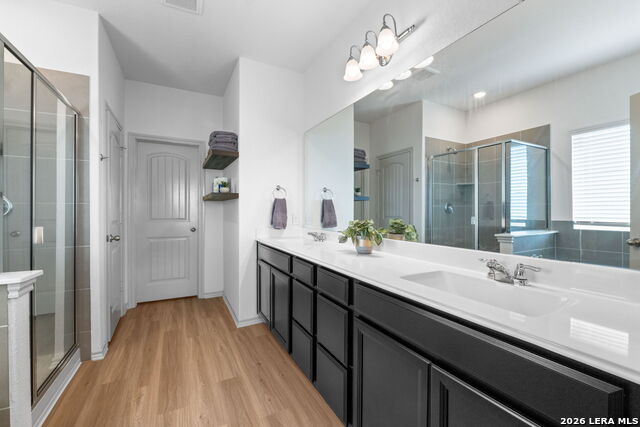 Image 26 of 38 For 13026 Vista Hollow