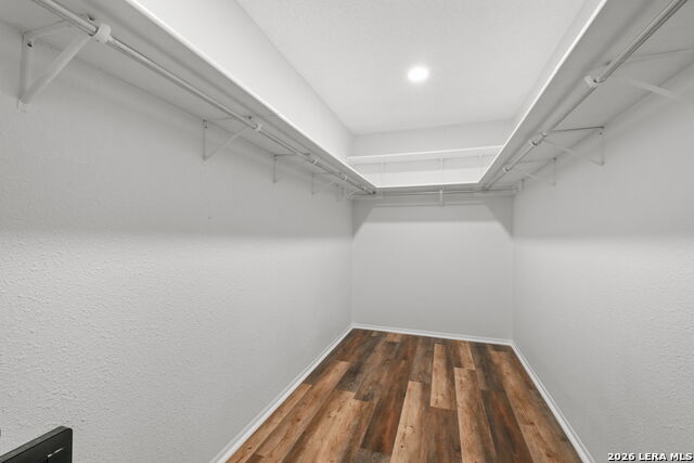 Image 22 of 28 For 9546 Wicklow