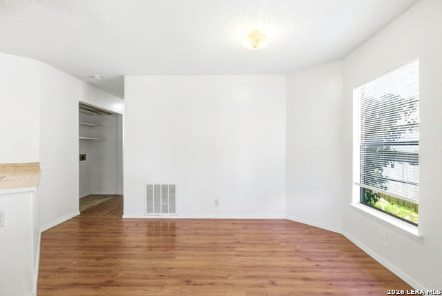 Image 5 of 17 For 6730 Spring Front  6730