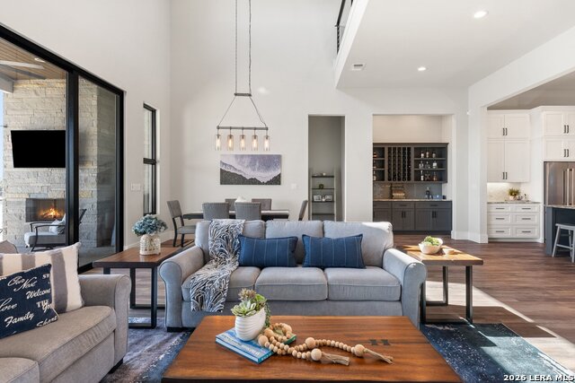 Image 22 of 50 For 121 Houdini  