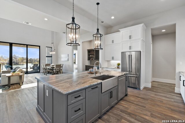 Image 27 of 50 For 121 Houdini  