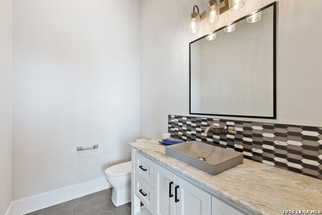 Image 34 of 50 For 121 Houdini  