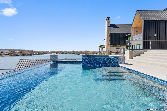 Image 4 of 50 For 121 Houdini  