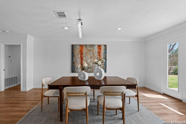 Image 15 of 33 For 1408 Wiltshire Ave