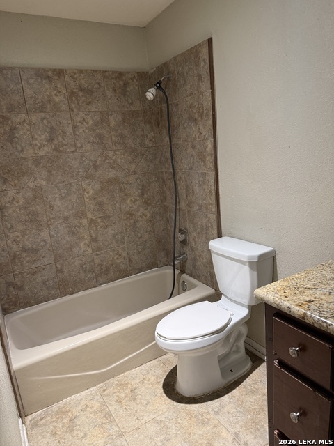 Image 18 of 25 For 6219 Inverrary