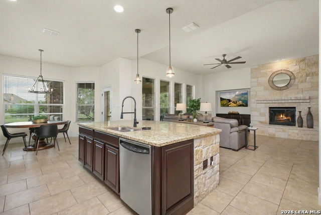 Image 16 of 39 For 10807 Zedernholz Run