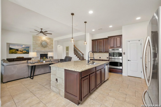 Image 17 of 39 For 10807 Zedernholz Run