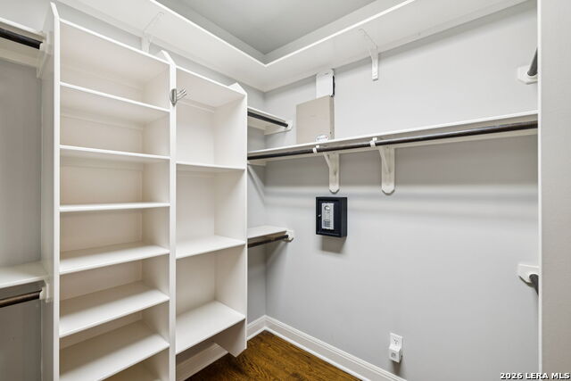 Image 20 of 37 For 158 Katherine Ct  B