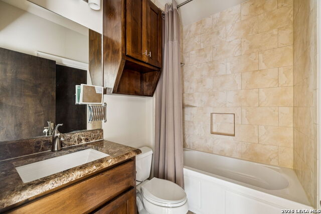 Image 23 of 37 For 158 Katherine Ct  B