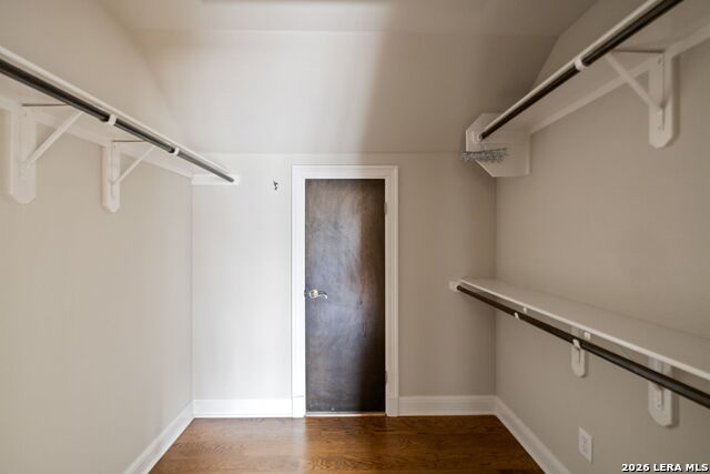 Image 31 of 37 For 158 Katherine Ct  B