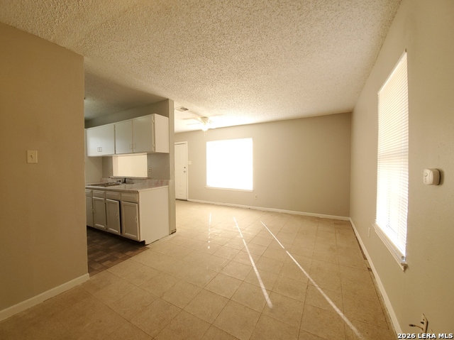 Image 20 of 34 For 918 Hampton  