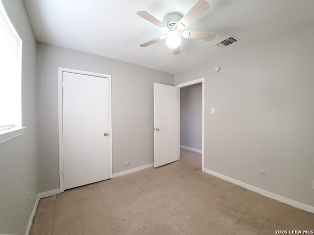 Image 28 of 34 For 918 Hampton  