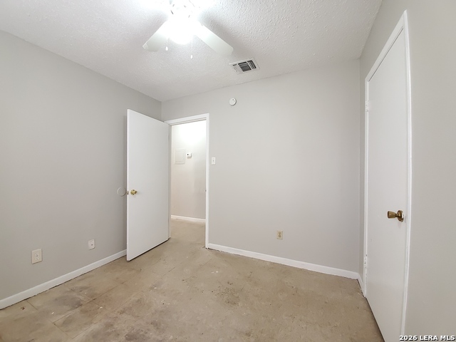 Image 34 of 34 For 918 Hampton  