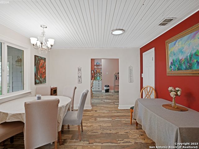 Image 13 of 44 For 222 12th Street S