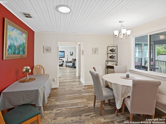 Image 14 of 44 For 222 12th Street S