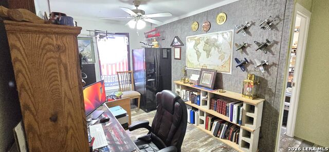 Listing photo id 8 for 250 County Road 4631