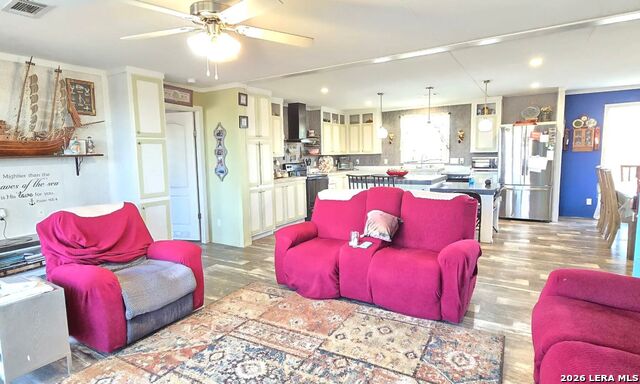 Listing photo id 5 for 250 County Road 4631