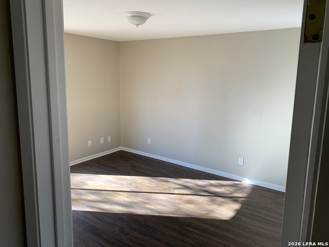 Image 21 of 26 For 618 Gode Ln  