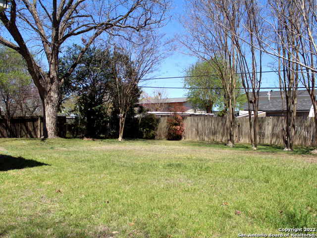 Image 12 of 12 For 127 Summertime