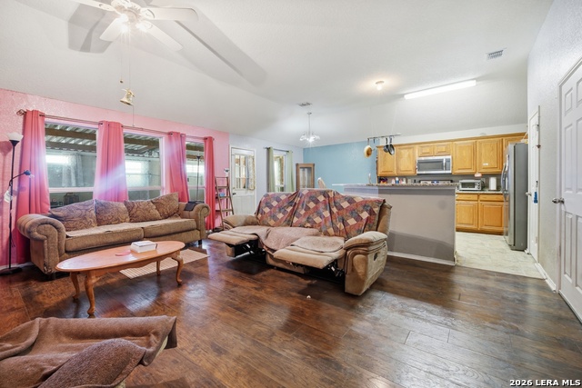 Listing photo id 9 for 7410 Baja Pt