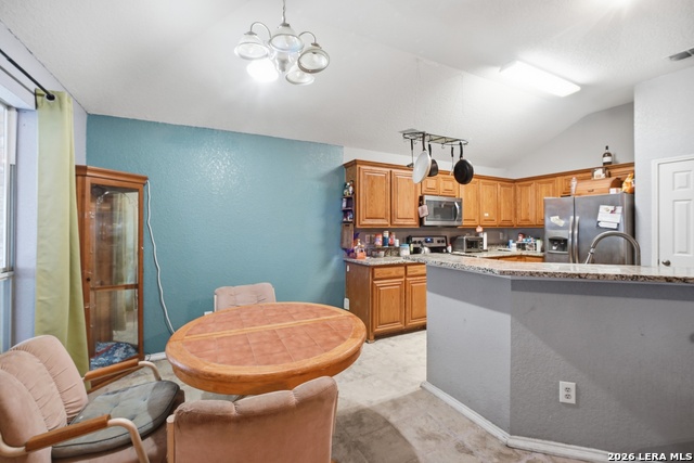Listing photo id 14 for 7410 Baja Pt