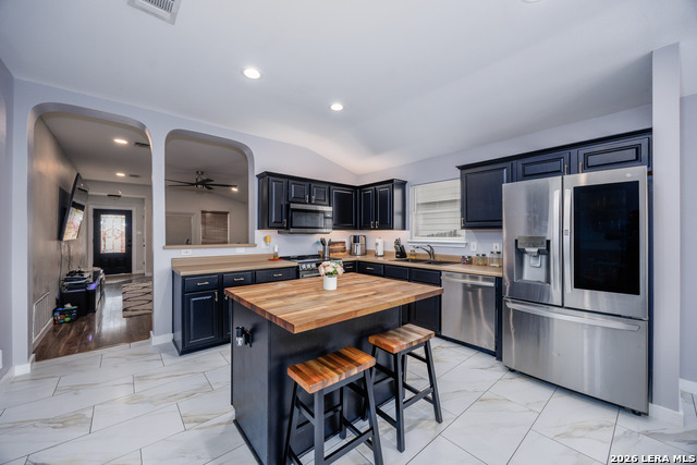 Image 14 of 28 For 8218 Maloy Manor