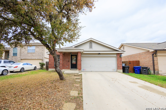 Image 2 of 28 For 8218 Maloy Manor