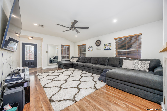 Image 7 of 28 For 8218 Maloy Manor