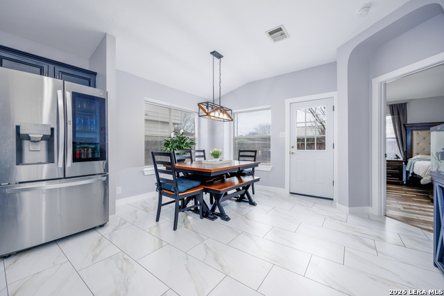 Image 9 of 28 For 8218 Maloy Manor