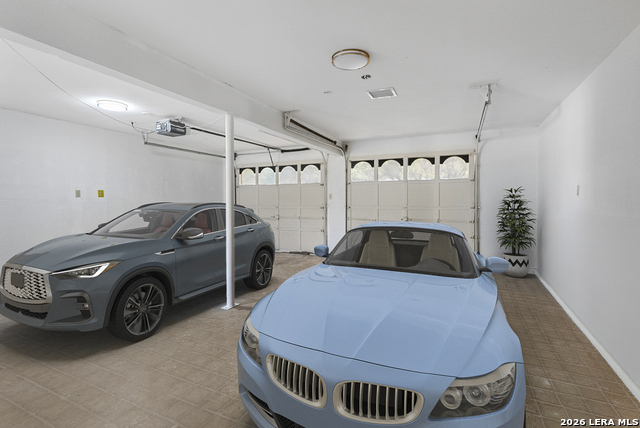 Image 23 of 42 For 301 Sagecrest