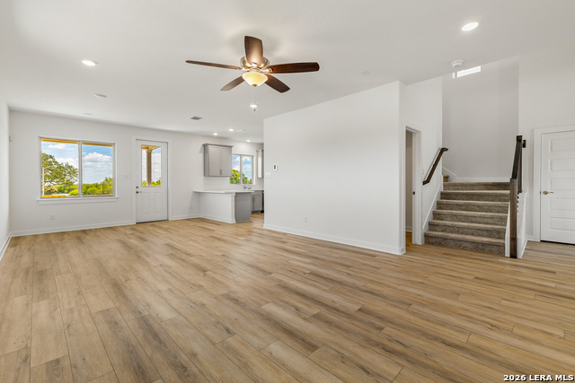 Image 4 of 11 For 105 Tribus  