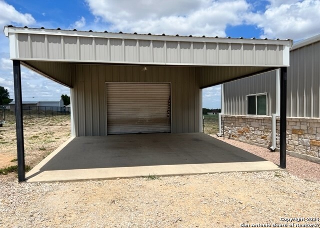 Image 14 of 25 For 429 Quail Hollow Dr