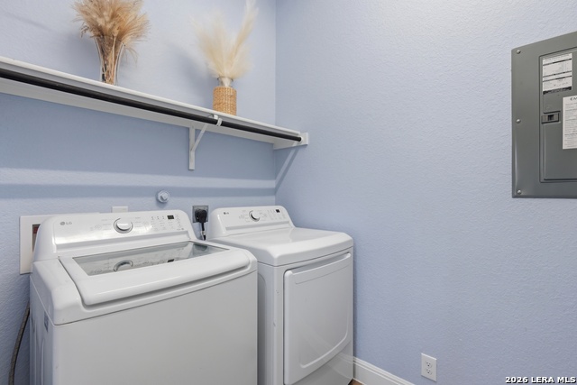 Image 29 of 49 For 229 Bee Caves