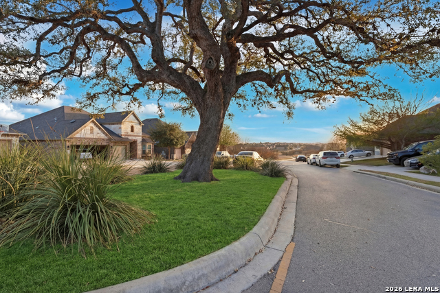 Image 33 of 49 For 229 Bee Caves