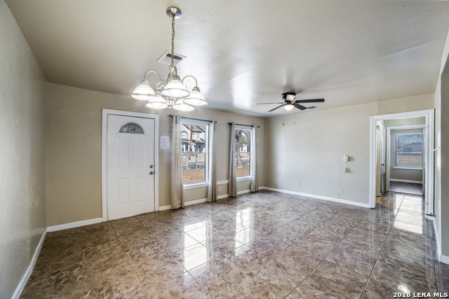 Image 10 of 39 For 806 Ceralvo  