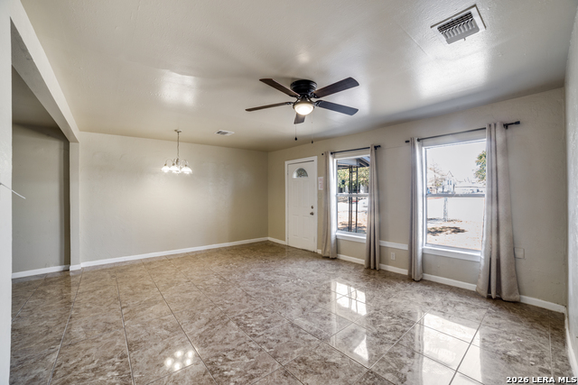 Image 11 of 39 For 806 Ceralvo  