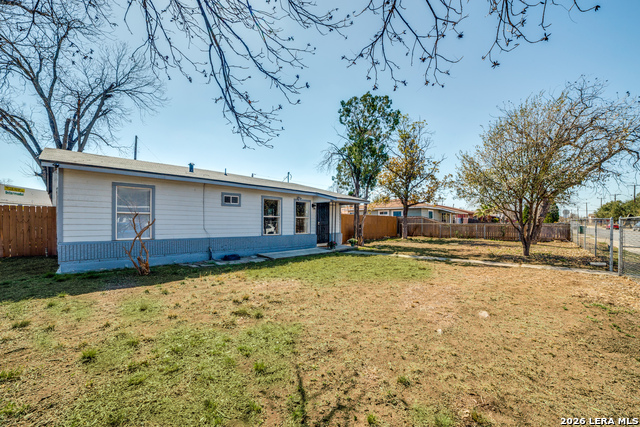 Image 2 of 39 For 806 Ceralvo  