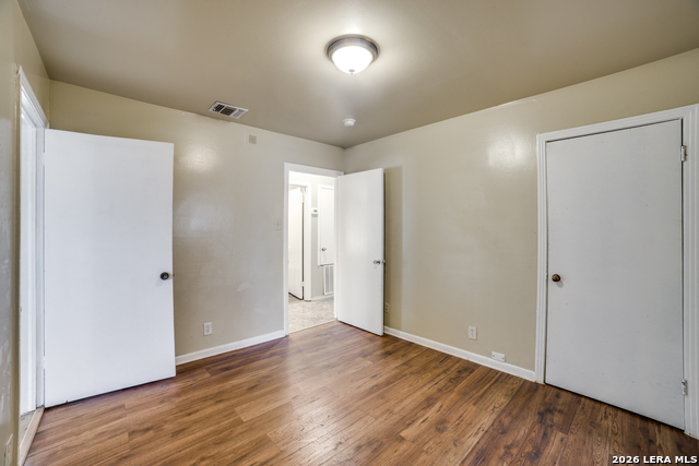 Image 21 of 39 For 806 Ceralvo  