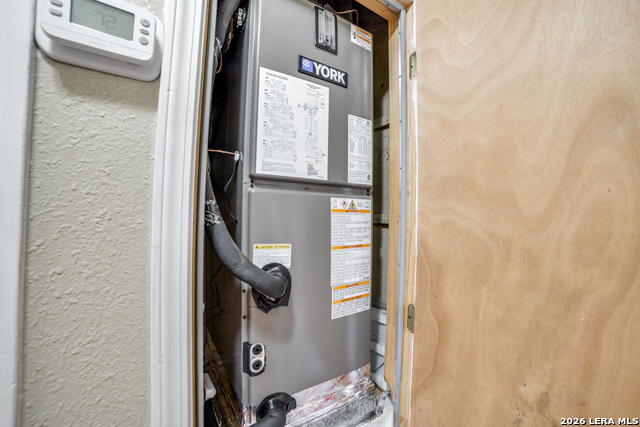 Image 25 of 39 For 806 Ceralvo  