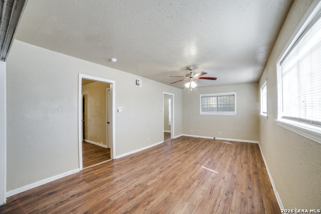 Image 34 of 39 For 806 Ceralvo  