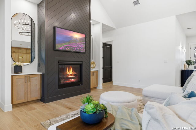 Image 22 of 42 For 783 Maximino Ridge