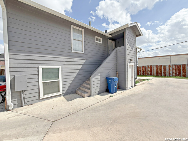 Details for 232 Cornell  202, San Antonio, TX 78201