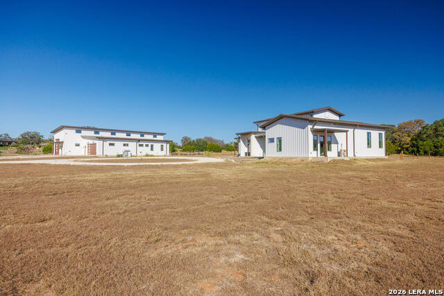 Image 10 of 52 For 925 Clearwater Canyon