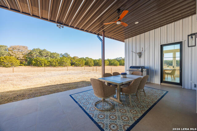 Image 16 of 52 For 925 Clearwater Canyon